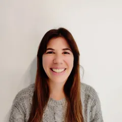 Verónica Paola Zazzali, Contadora Pública (UADE)